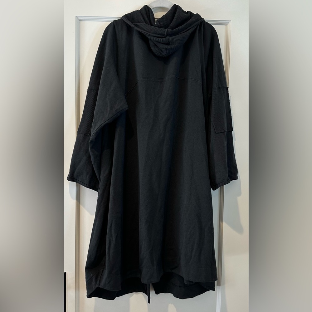 Blue Fish Reprocessed Cotton Jacket in Raven - Picture 2 of 7
